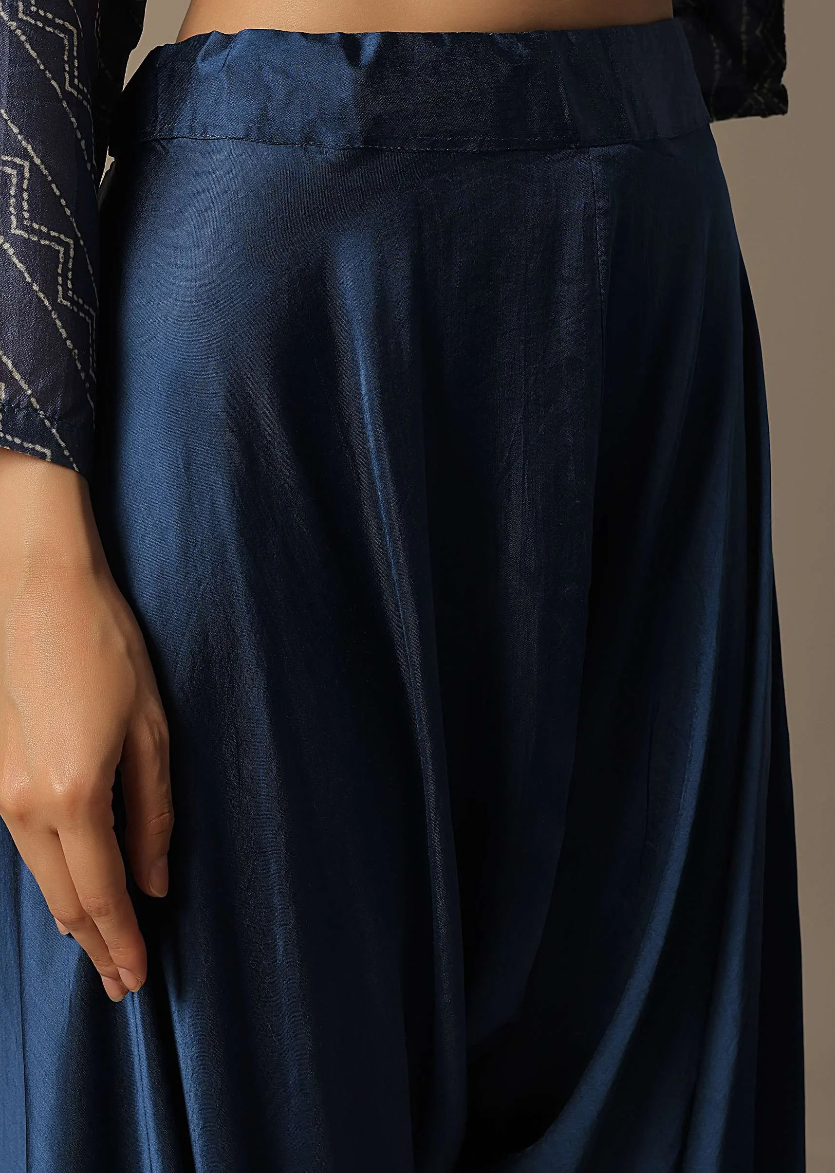 Blue Dhoti Set With Zari Work
