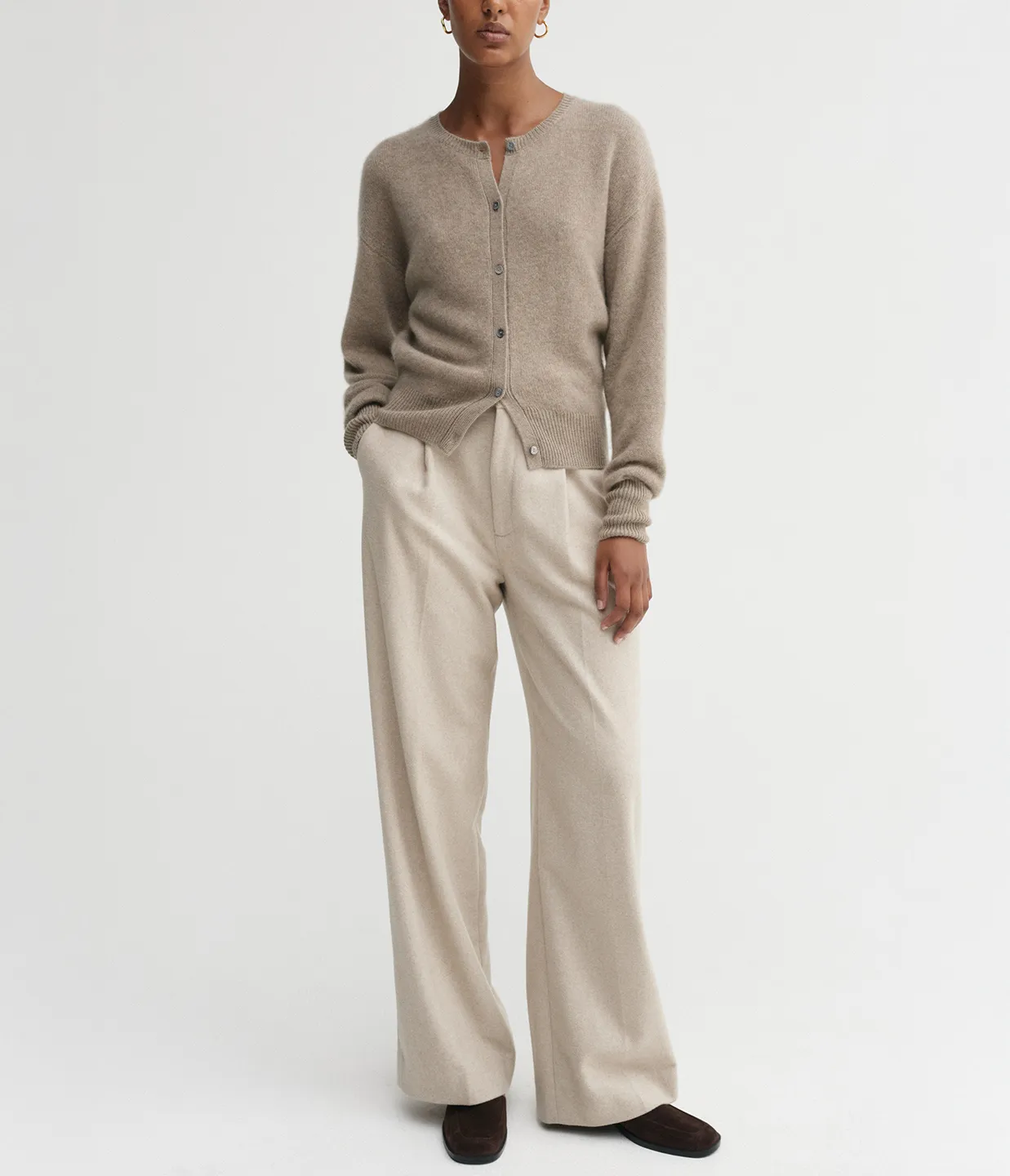 Coco Cashmere Cardigan in Nougat