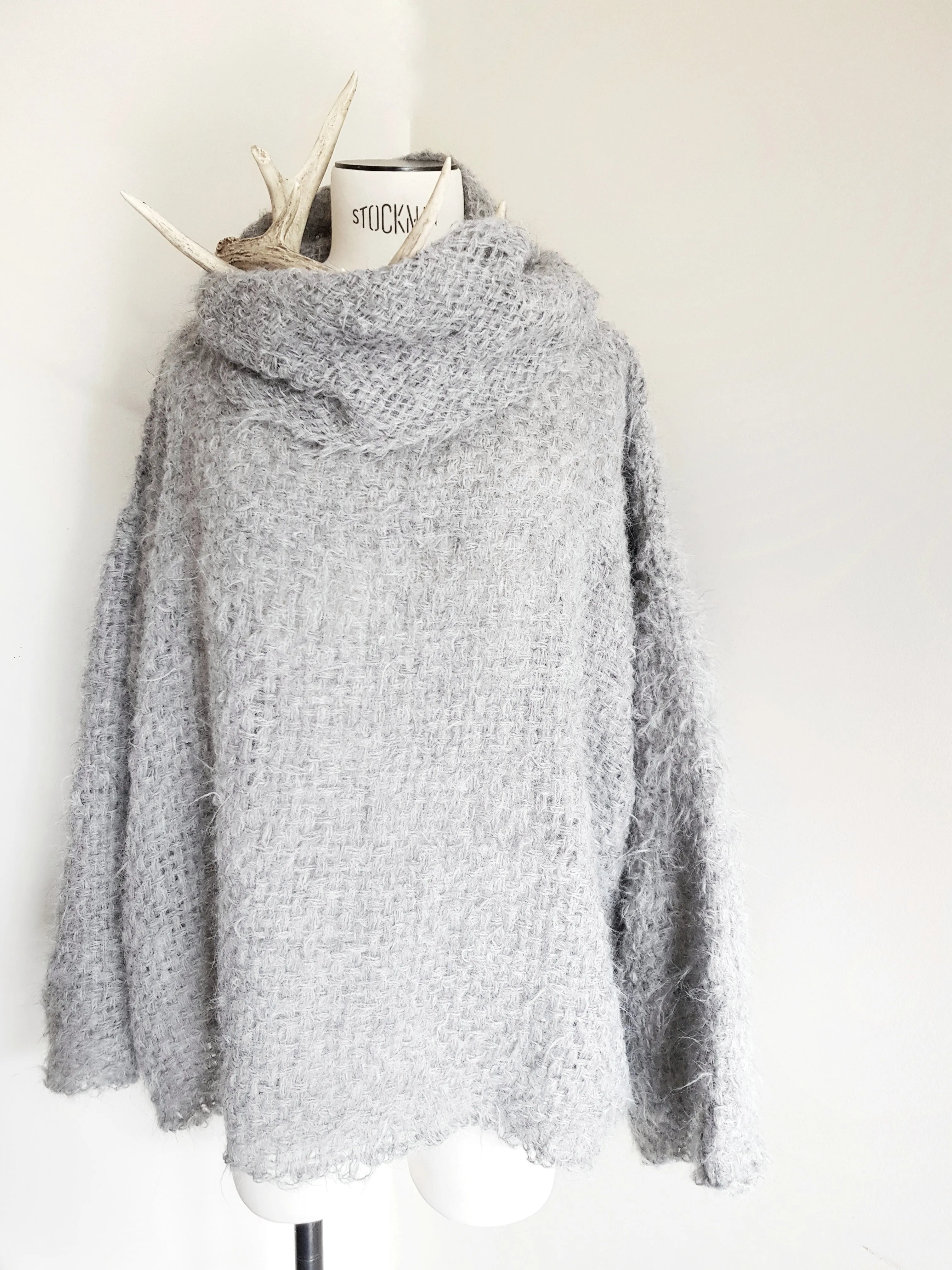 Hand loom sweater detachable collar (Alpaca) Cognac brown